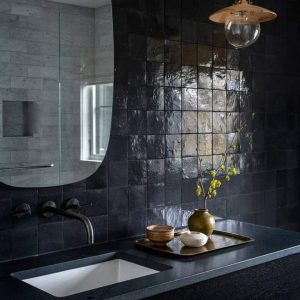 Zellij noir artisanal — Finition brillante